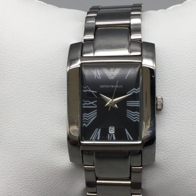 Reloj Emporio Armani Mujer 24mm Tono Plateado Fecha Tanque 50M AR-0148 Esfera Negra 6" Foto 1 de 4