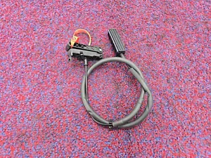 CABLE DE CABLE DE LIBERACIÓN DE ENGRANAJES DE CAMBIO DE TRANSMISIÓN OEM DODGE DURANGO R/T 11-20 - Imagen 1 de 3