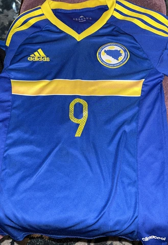 Bosnia Herzegovina T-Shirt Adidas #9 Jersey Size M Childrens Ibisevic Cover