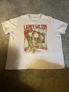 Lainey Wilson Heart Bell Bottom Country Country T-Shirt Size XXL-2XL - Picture 1 of 4