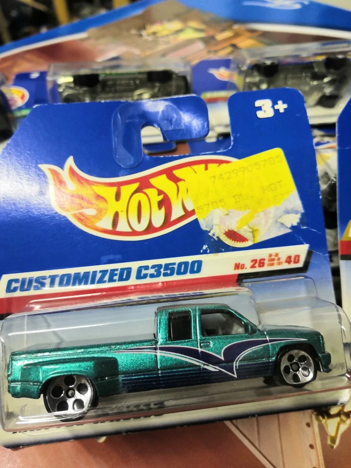 Costumizef C3500 -- 1:60 - Hot Wheels - blister  - Immagine 1 di 1
