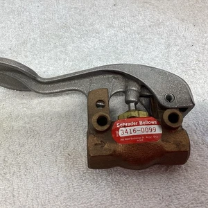 Schrader Bellows 3416-0099 *NEW OLD STOCK* Brass - Picture 1 of 4