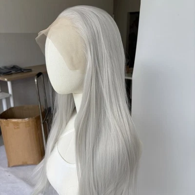 Pelucas de encaje frontal de cabello resistentes al calor largas lactas para mujer plateadas naturales Foto 1 de 4