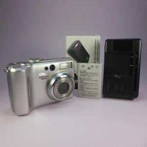Nikon Digital Camera Coolpix 5200 5.1MP Silver Tested With Battery and Charger - Picture 1 of 10
