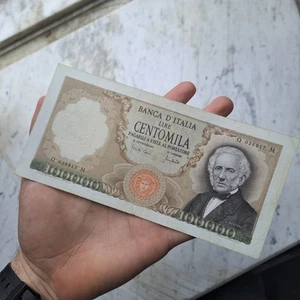 Banconota da 100000 Lire Manzoni 1970 in ottime condizioni - Foto 1 di 7