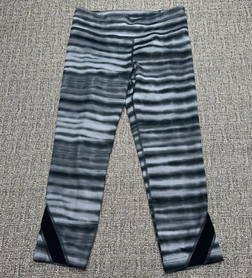 Under Armour Womens Leggings 27 Black White Striped Capri Stretch Athletic - Image 1 of 4