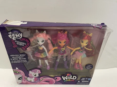 My Little Pony Equestria Girls Sweetie Belle, Scootaloo, and Apple Damaged PKG Cover