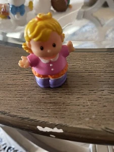 Fisher Price Little People 1998 School Girl Figure - Picture 1 of 2