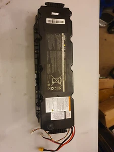 Ninebot G30 Max Battery 36V 15300 mAh 551 Wh NEE1006-M 10INR19/66-6 Original - Picture 1 of 11