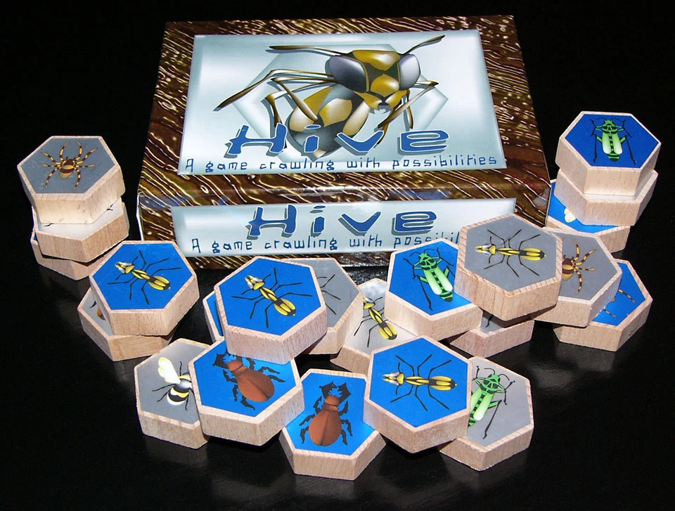 NEW Original Wooden HIVE - Award Winning Game - 2003 - with English Rules - Image 1 of 3