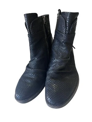 OTBT Botas Mujer 8 M Yokel Zapatos Cuero Negro Piel de Serpiente Cremallera Tobillo Informal Foto 1 de 4