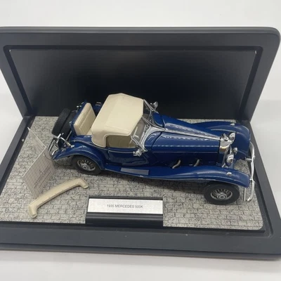 Franklin Mint escala 1/24 B11XM23 - 1935 Mercedes 500K Roadster - azul Foto 1 de 4
