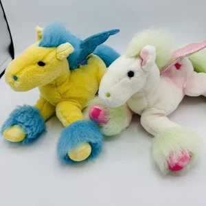 "Juguetes vintage Pegasus Duo Animal Alley R Us 12"" amarillo/azul y rosa/verde" - Imagen 1 de 18