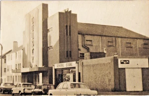 EWT  Vintage Plain Back Postcard, County Picture House, Craigmillar, Edinburgh - Picture 1 of 1