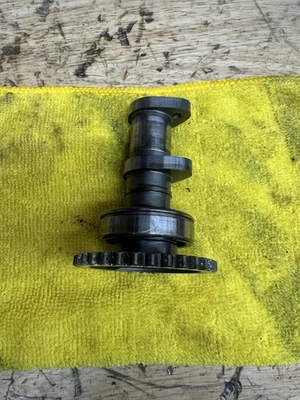 Kawasaki KX250F KX 250F 2011 09-16 árbol de levas leva de admisión eje engranaje motor Foto 1 de 3