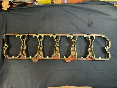 Cummins Rocker Housing Used PN 3975944 - Image 1 of 3