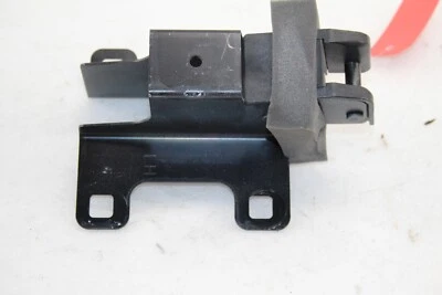 Soporte de tope izquierdo convertible Infiniti Q60 G37 2009-2015 97095JJ50A OEM DO13 Foto 1 de 4