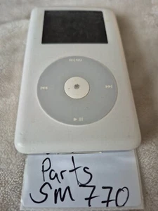 APPLE (2004 A1059) iPod 20GB 4TH GEN (White) - PARTS AS-IS NOT WORKING - Picture 1 of 3