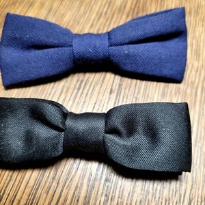 2 Vintage Clip On Ties Children Black And Blue - Picture 1 of 4