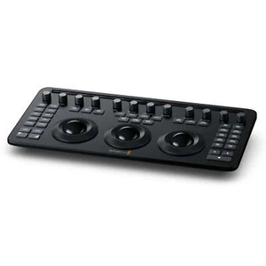 Blackmagic Design DaVinci Resolve Micro Color Panel - Picture 1 of 1