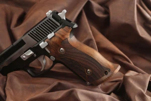 Sig Sauer P228 229 Prof. Target Walnuss Griff Marke KSD - Bild 1 von 2