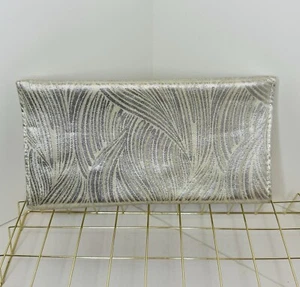 70s Vintage Silver Metallic Lame Swirl Hinged Clutch Purse Evening Bag - Picture 1 of 12
