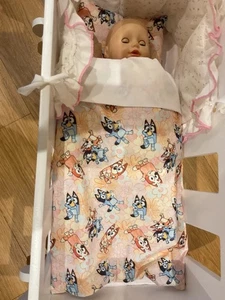 BLUEY handgefertigte große Puppen Decke und Kissen Set in Bluey und Bingo Baumwolldruck - Bild 1 von 3