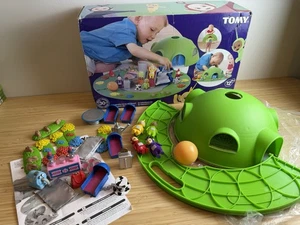 UH-OH! KOMPLETTES TOMY 2003 Stoffpuppe 1996 TELETUBBIES HOME HILL SPIELSET 5 Figuren - Bild 1 von 15