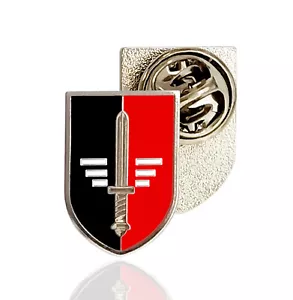 Hunting Squadron 52 (Pin) - Picture 1 of 2