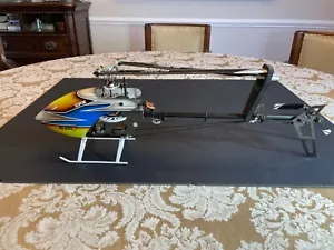 BLADE 360 CFX RC HELICOPTER MINT CONDITION - Picture 1 of 13
