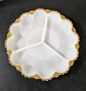 Anchor Hocking white milk glass scalloped/divided bowl gold trim vintage - Picture 1 of 5