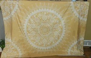 Wandteppich 80" L x 58" H gelb & weiß Lotus - Bild 1 von 4