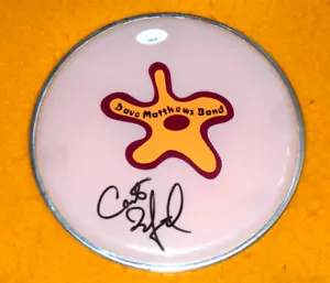 CARTER BEAUFORD TESTA BATTERIA AUTOGRAFATA 8" - Dave Matthews Band - J.S.A. Cert. - Foto 1 di 4