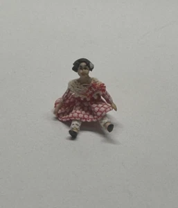 Dollhouse Miniature 1:12 Handmade Doll by Taller Targioni in Red Dress Sitting - Picture 1 of 3