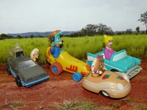 1/64 loose 4 cartoon cars - Picture 1 of 2