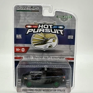 Greenlight - Hot Pursuit - Hobby - 2023 Ford Police Interceptor Chase - 30451 - Foto 1 di 4