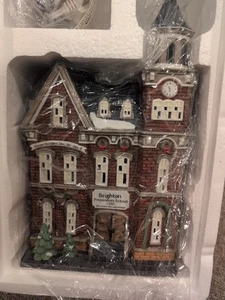 Dept 56 Christmas In The City Brighton School #58876 - Picture 1 of 5