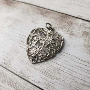 Vintage Anhänger verziertes dunkelsilberfarbenes Herz (ohne Kette) - Bild 1 von 4