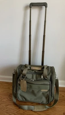 Briggs & Riley 2-Wheel Cabin Bag Carry-On Luggage Green 06-U112 W Shoulder Strap - Image 1 of 4