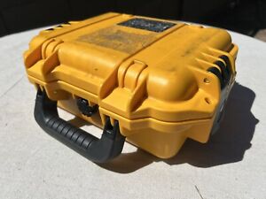 Pelican Products iM2050 Storm Case with Foam (Yellow)
