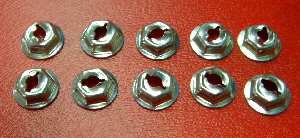 Dodge Dart 1966 1967 66 67 capó letras tuercas *NUEVO* juego completo Foto 1 de 1