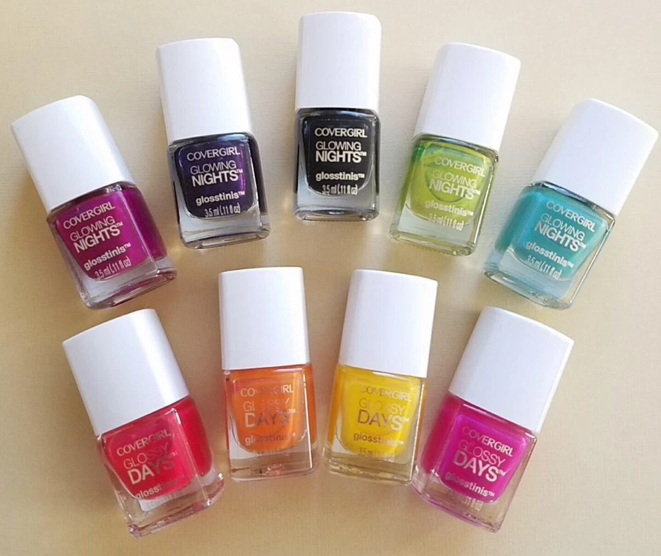 LOTE DE (55) COVERGIRL Días Brillantes - Noches Brillantes x NUEVO Esmalte de Uñas MEZCLA ALEATORIA  Foto 1 de 4