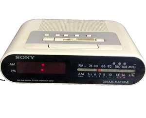 Sony Dream Machine ICF-C242 FM/AM radio sveglia digitale bianca testata funziona - Foto 1 di 4
