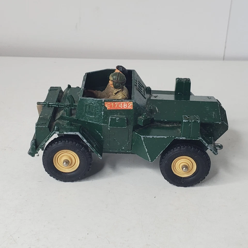 Vintage Britains 9781 British Army Daimler MKII Scout Car w 2 Figures Metal Set - Image 1 of 4