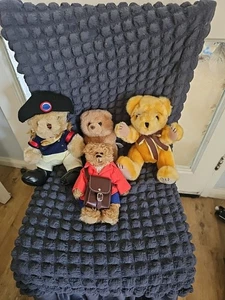 Collection Of Collectable Bears - Picture 1 of 5