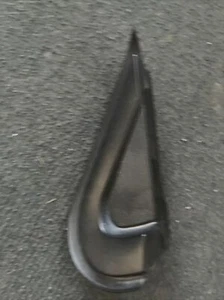 16-18 Fait 500 X S Left OR Right Fender Molding Triangle OEM p/N 735575771,2518 - Picture 1 of 5