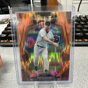 2023 Panini Select #188 Tim Wakefield Flash arancione prizm - Foto 1 di 2