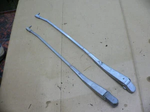 Buick LeSabre Caprice 1984? Brazos limpiaparabrisas  - Imagen 1 de 1