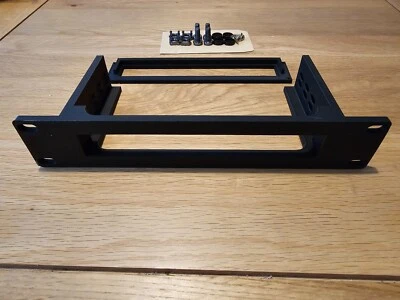 Ubiquiti UniFi 19" Cloud Gateway Ultra / Gateway Max 1HE Rackmount + Zubehör