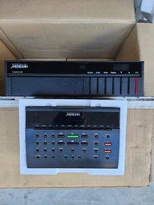 Meridian 501 Vorstufe Line + Meridian MSR Fernbedienung BOX - Bild 1 von 4